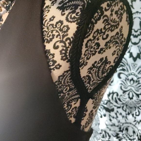 Brown two piece Capri crop set size 14 - Picture 7 of 8